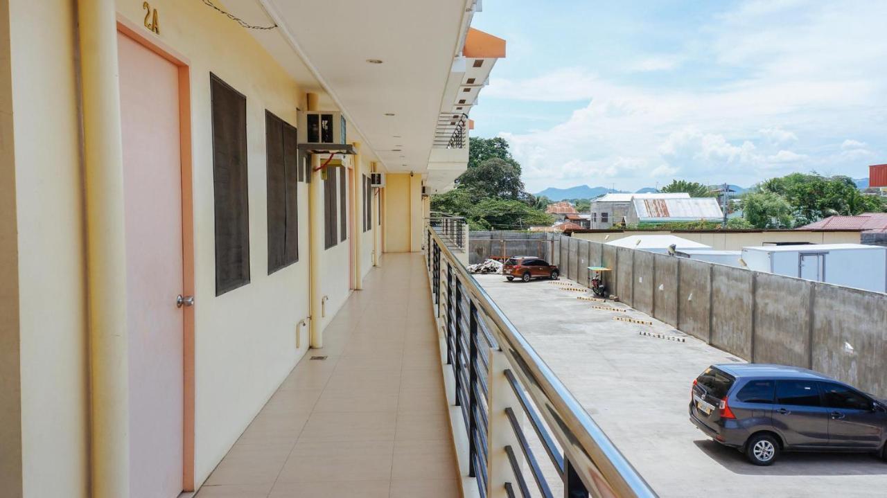 Reddoorz Plus Near Talisay Town Center Esterno foto