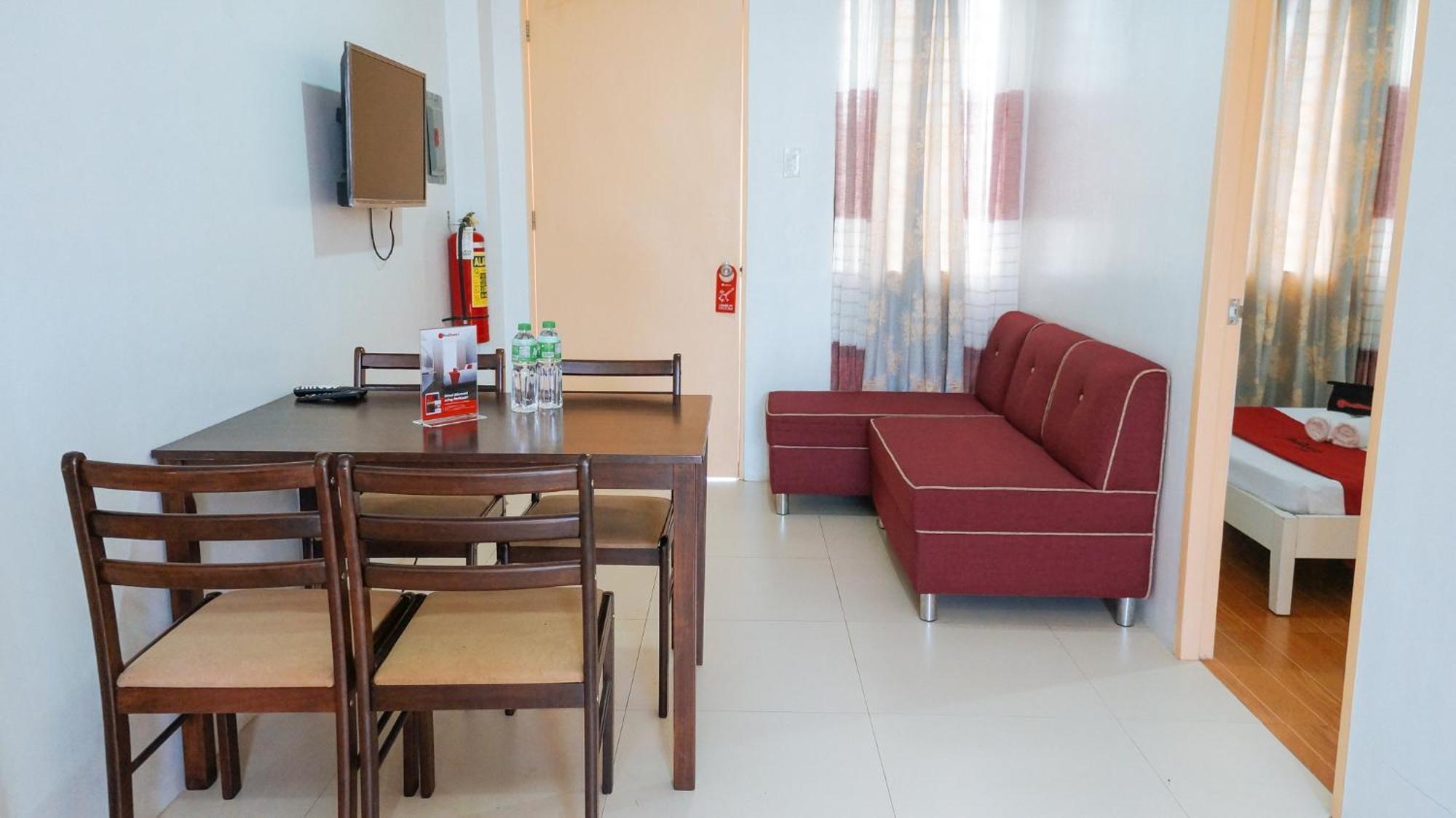 Reddoorz Plus Near Talisay Town Center Esterno foto