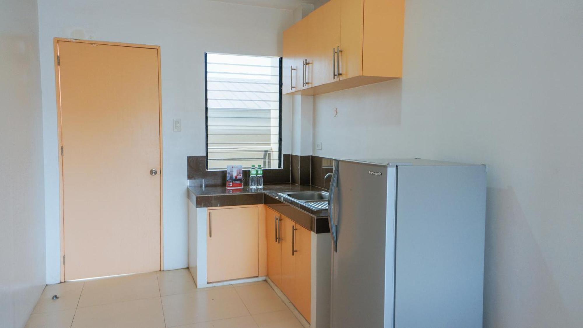Reddoorz Plus Near Talisay Town Center Esterno foto
